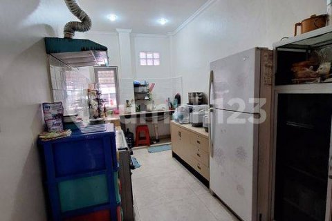 Магазин 700м2 в Kebon Jeruk, Джакарта, Индонезия № 8851 4