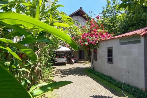 4 bedrooms Villa in Kerobokan, Badung, Indonesia No. 8860 2