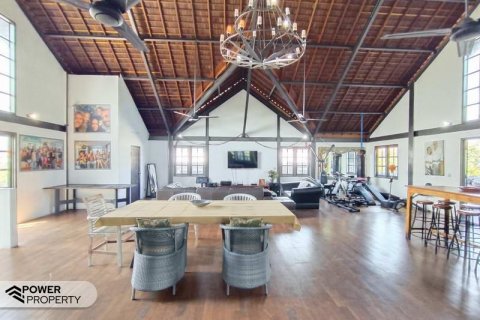 4 bedrooms Villa in Kerobokan, Badung, Indonesia No. 8860 19