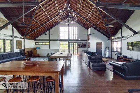 4 bedrooms Villa in Kerobokan, Badung, Indonesia No. 8860 15