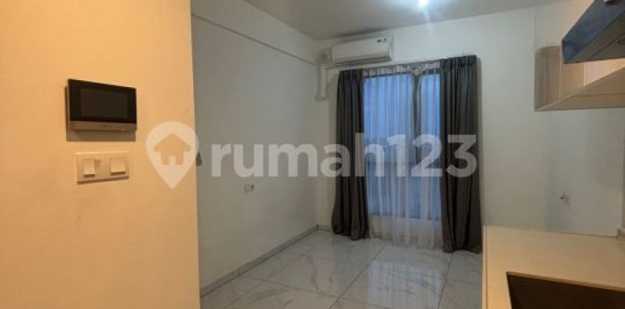 Studio Apartment in Pinang, Tangerang City, Indonesia No. 13440