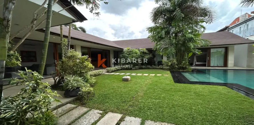 3 bedrooms Villa in Tibubeneng, Badung, Indonesia No. 11829