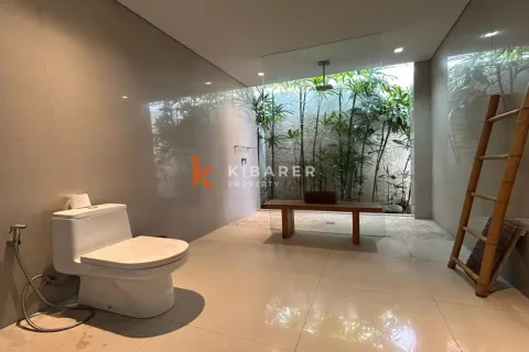 3 bedrooms Villa in Tibubeneng, Badung, Indonesia No. 11829 27