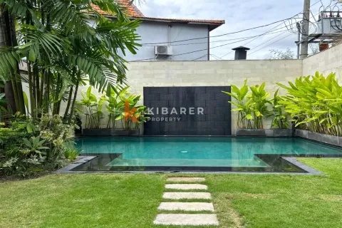 3 bedrooms Villa in Tibubeneng, Badung, Indonesia No. 11829 2