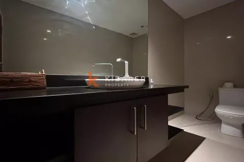 3 bedrooms Villa in Tibubeneng, Badung, Indonesia No. 11829 11