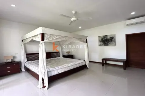3 bedrooms Villa in Tibubeneng, Badung, Indonesia No. 11829 24