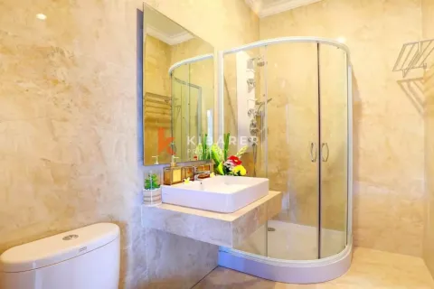 5 bedrooms Villa in Seminyak, Badung, Indonesia No. 12084 12