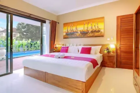 5 bedrooms Villa in Seminyak, Badung, Indonesia No. 12084 11