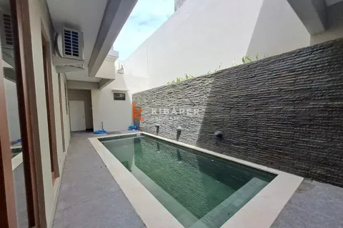3 bedrooms Villa in South Denpasar, Denpasar, Indonesia No. 12089 2