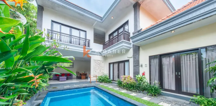 4 bedrooms Villa in Seminyak, Badung, Indonesia No. 12085