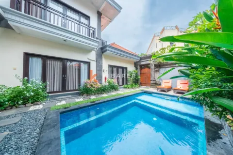 4 bedrooms Villa in Seminyak, Badung, Indonesia No. 12085 2