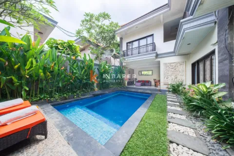 4 bedrooms Villa in Seminyak, Badung, Indonesia No. 12085 8