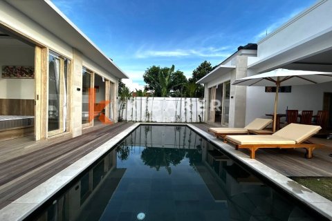 3 bedrooms Villa in Tabanan, Indonesia No. 12087 2