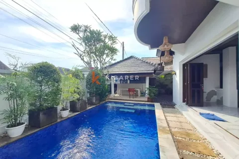 3 bedrooms Villa in Badung, Indonesia No. 12090 2