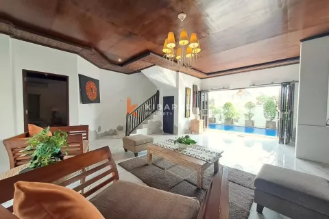 3 bedrooms Villa in Badung, Indonesia No. 12090 8