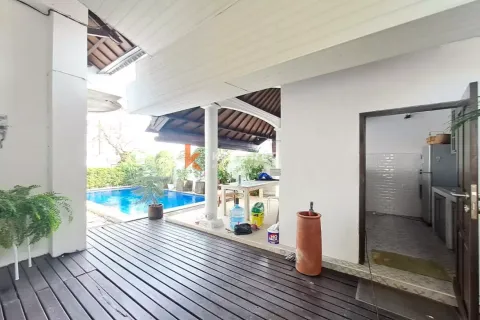 3 bedrooms Villa in Badung, Indonesia No. 12090 10
