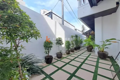 3 bedrooms Villa in Badung, Indonesia No. 12090 27