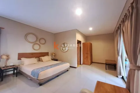 5 bedrooms Villa in Seminyak, Badung, Indonesia No. 12575 21