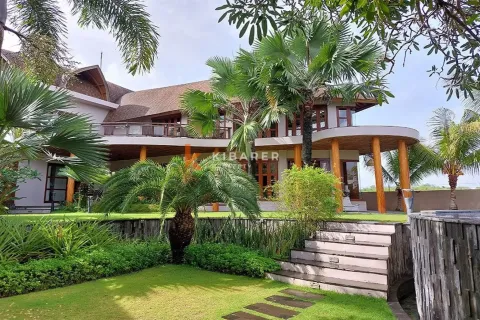 5 bedrooms Villa in Jimbaran, Badung, Indonesia No. 12576 4