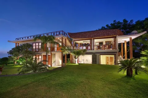 5 bedrooms Villa in Jimbaran, Badung, Indonesia No. 12576 2