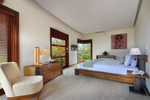 5 bedrooms Villa in Jimbaran, Badung, Indonesia No. 12576 17