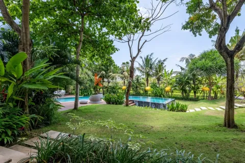 5 bedrooms Villa in Canggu, Badung, Indonesia No. 12577 24