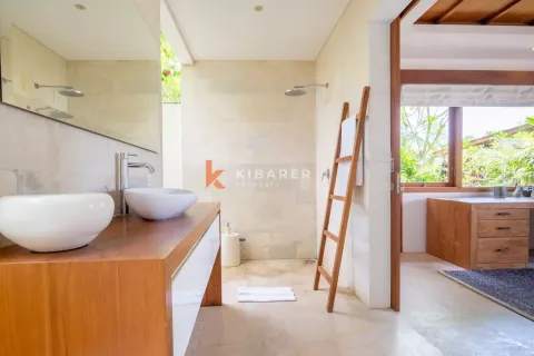 5 bedrooms Villa in Canggu, Badung, Indonesia No. 12577 23