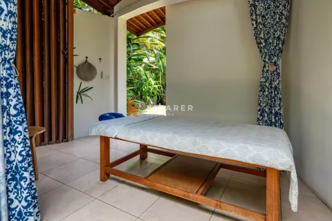 5 bedrooms Villa in Canggu, Badung, Indonesia No. 12577 27