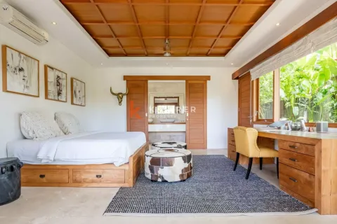 5 bedrooms Villa in Canggu, Badung, Indonesia No. 12577 12