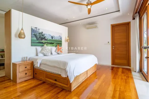 5 bedrooms Villa in Canggu, Badung, Indonesia No. 12577 21
