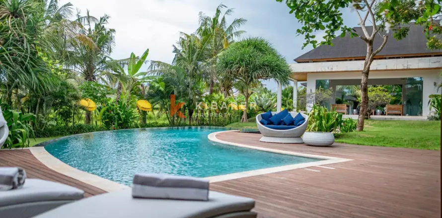 5 bedrooms Villa in Canggu, Badung, Indonesia No. 12577