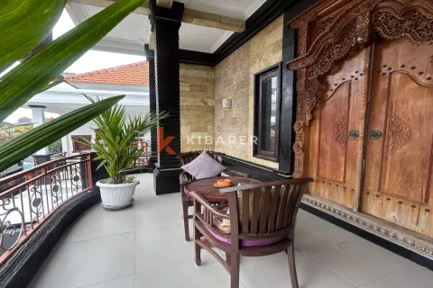 5 bedrooms Villa in Denpasar, Indonesia No. 12270 3