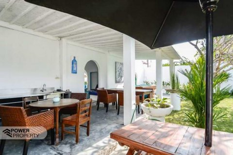 3 bedrooms Villa in Seminyak, Badung,  No. 9028 23
