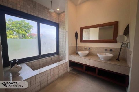 4 bedrooms Villa in Canggu, Badung,  No. 9029 5