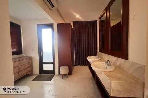 4 bedrooms Villa in Canggu, Badung,  No. 9029 13
