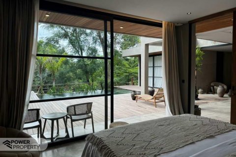 Вилла с 3 спальнями в Kerobokan, Бадунг,  № 8954 11