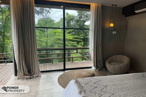 Вилла с 3 спальнями в Kerobokan, Бадунг,  № 8954 4