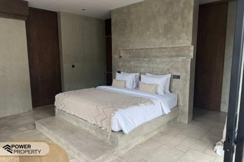 Вилла с 3 спальнями в Kerobokan, Бадунг,  № 8954 7