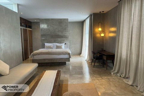 Вилла с 3 спальнями в Kerobokan, Бадунг,  № 8954 12