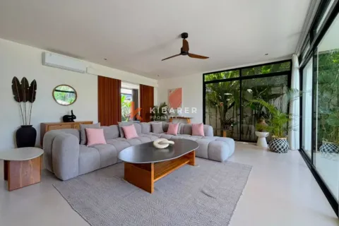 3 bedrooms Villa in Badung, Indonesia No. 12366 4