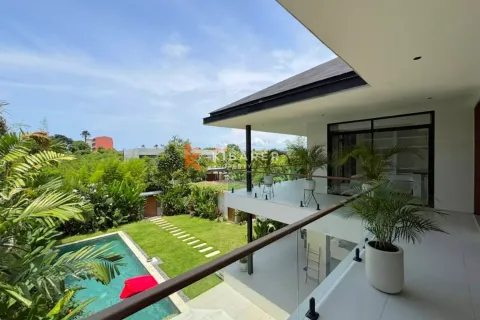 3 bedrooms Villa in Badung, Indonesia No. 12366 17