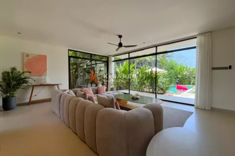 3 bedrooms Villa in Badung, Indonesia No. 12366 7