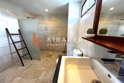 3 bedrooms Villa in Canggu, Badung, Indonesia No. 12360 16
