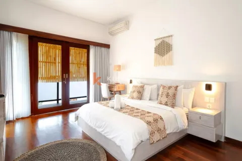 3 bedrooms Villa in Tibubeneng, Badung, Indonesia No. 12361 15