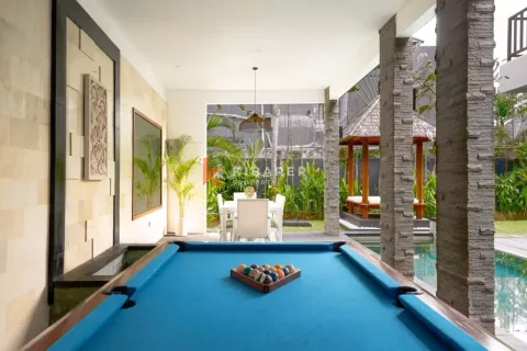 3 bedrooms Villa in Tibubeneng, Badung, Indonesia No. 12361 9