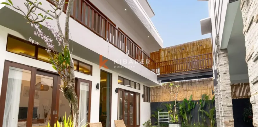 3 bedrooms Villa in Tibubeneng, Badung, Indonesia No. 12361