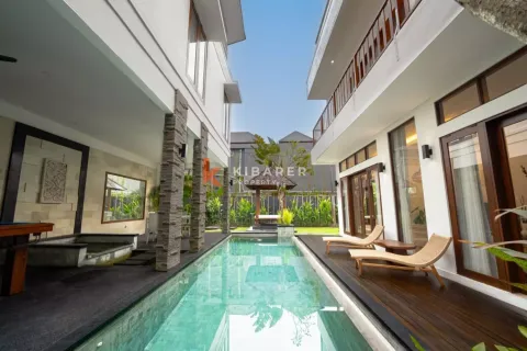 3 bedrooms Villa in Tibubeneng, Badung, Indonesia No. 12361 2
