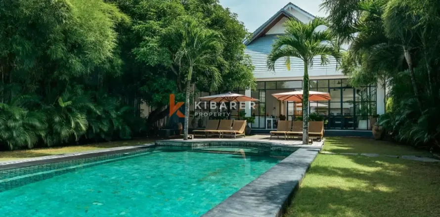 4 bedrooms Villa in Badung, Indonesia No. 11912