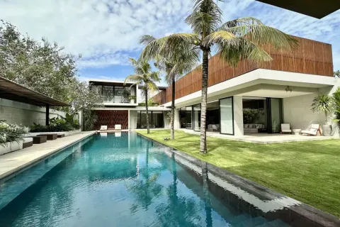 4 bedrooms Villa in Kerobokan, Badung, Indonesia No. 10787 7