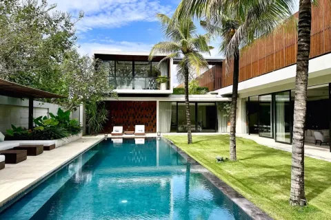 4 bedrooms Villa in Kerobokan, Badung, Indonesia No. 10787 6